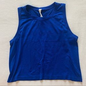 Lululemon cropped workout tank